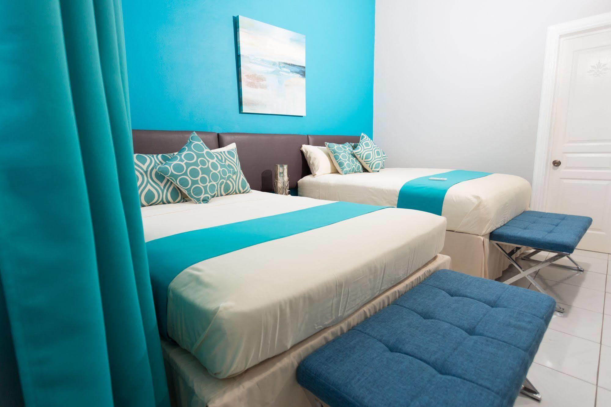 Casa Tianna Guest Apartments Kingston Exterior photo